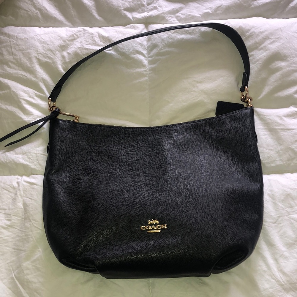 NWOT authentic Black COACH Shoulder Bag. In excellent condition.